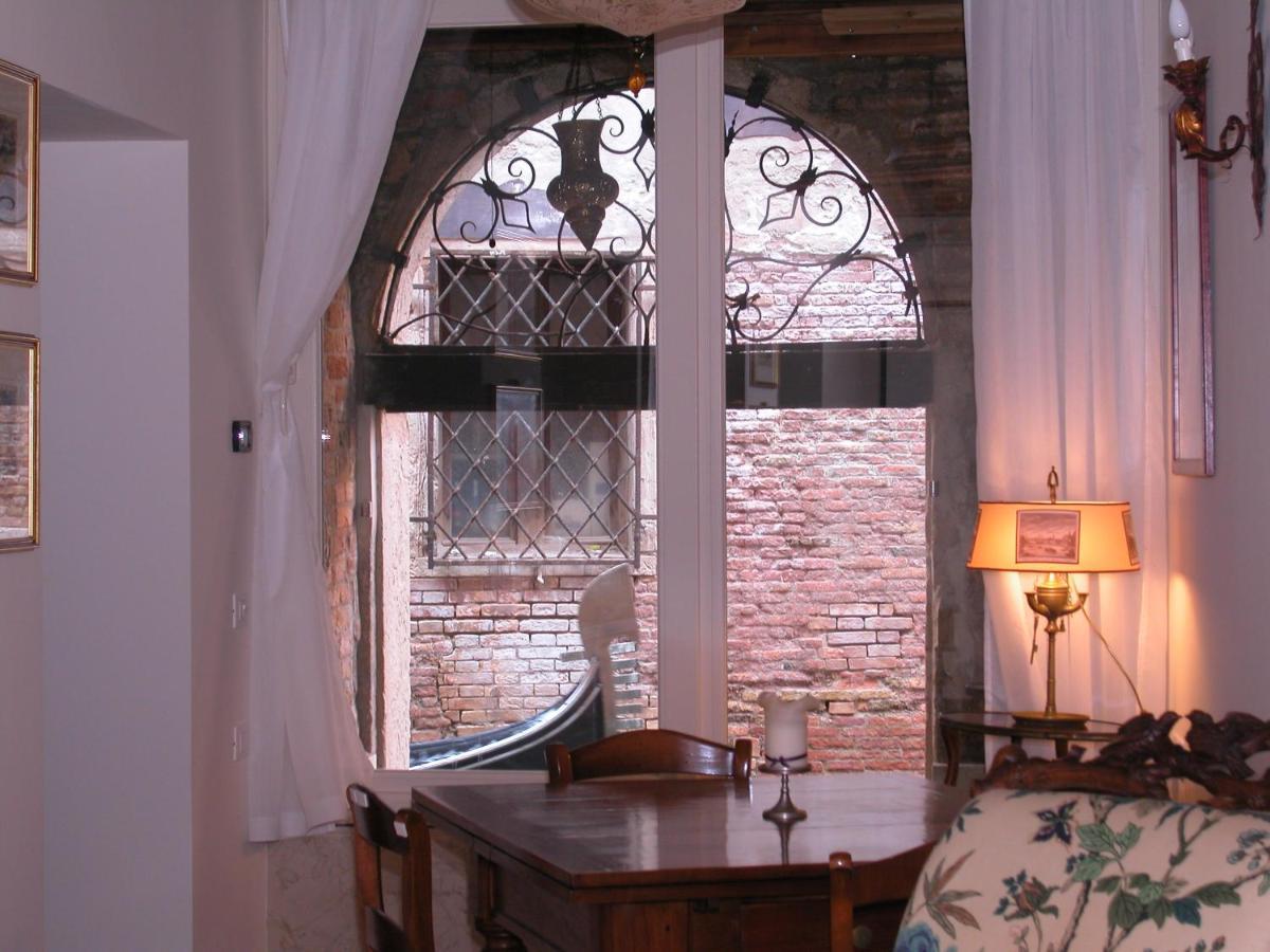 Al Pozzo Dei Scoacamini, 100 M From San Marco, Ground Floor Διαμέρισμα Βενετία Εξωτερικό φωτογραφία