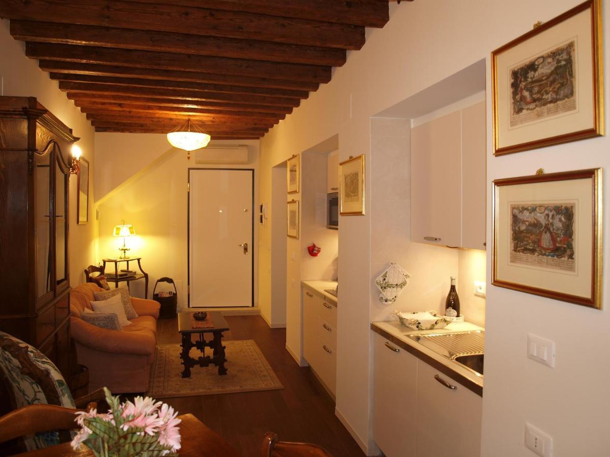 Al Pozzo Dei Scoacamini, 100 M From San Marco, Ground Floor Διαμέρισμα Βενετία Εξωτερικό φωτογραφία
